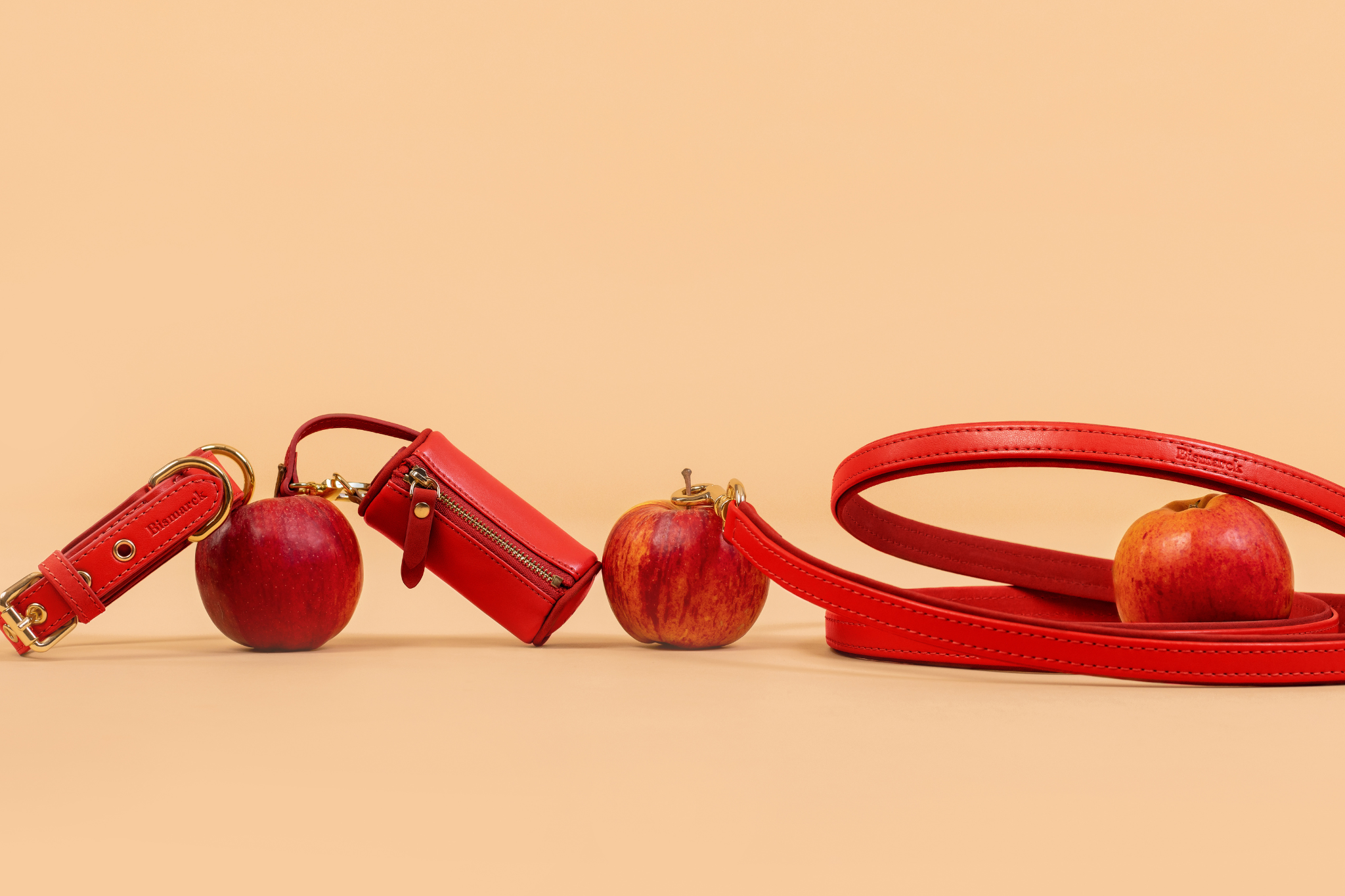 Apfelleder Spazier-Set in Festlichem Rot